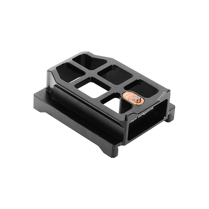 B6000 1009 LF3 Shoulder Pad ARRI Dovetail Riser 01