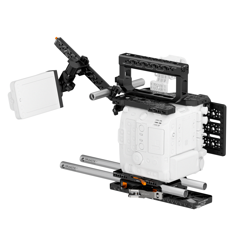 B4005 0144 LeftField 3 Canon C400 Advanced Kit 01 web