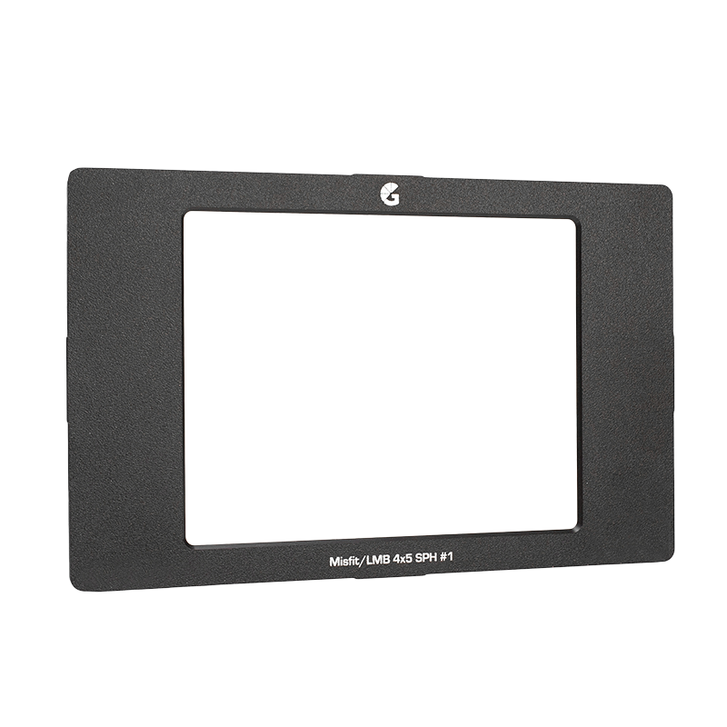 B1235 1018 Hard Mattes Misfit Kick 02