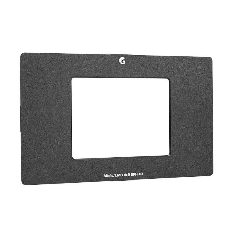 B1235 1018 Hard Mattes Misfit Kick 04