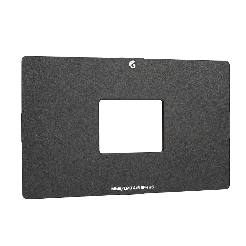 B1235 1018 Hard Mattes Misfit Kick 06