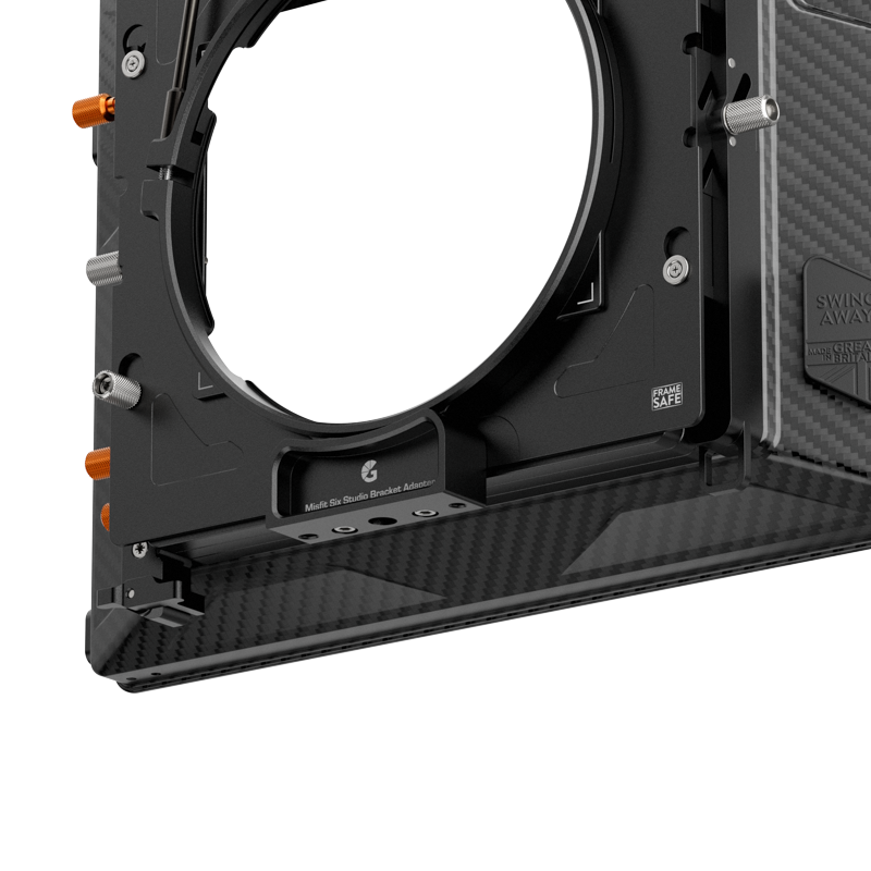 B1255 1007 Misfit Six Studio Bracket Adapter attached to 143mm web