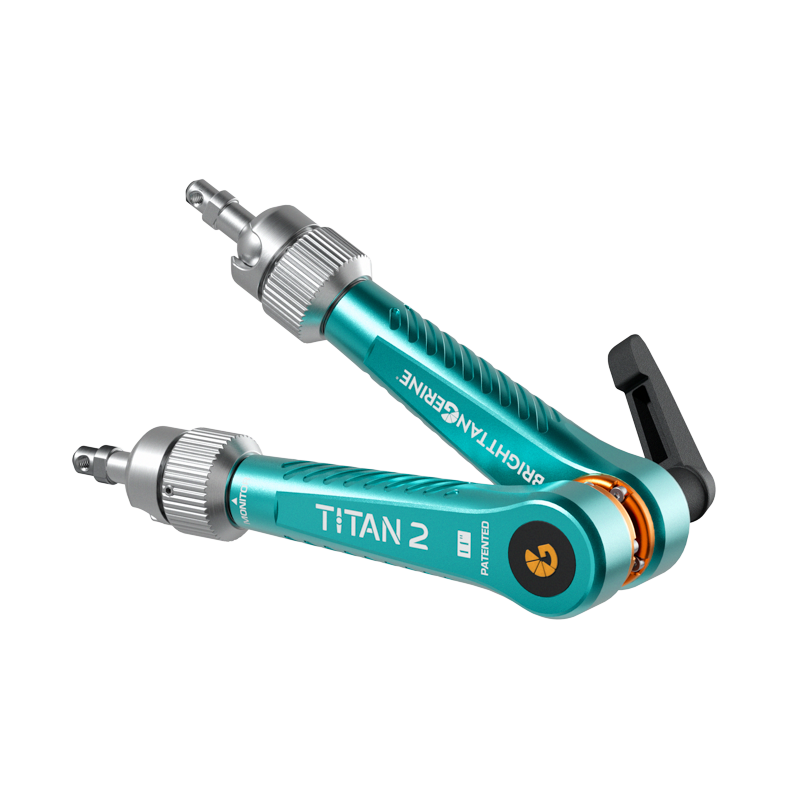 B3000 1016 Titan Arm 2 (Seaglass) 01 web