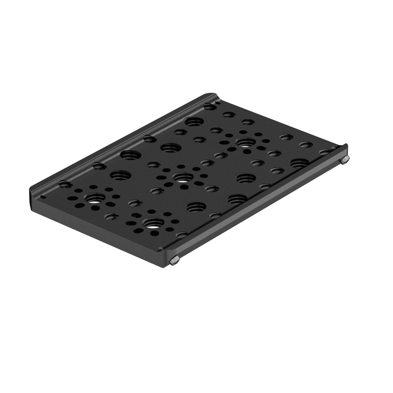B4003 1008 LeftField Dovetail Plate 01 web