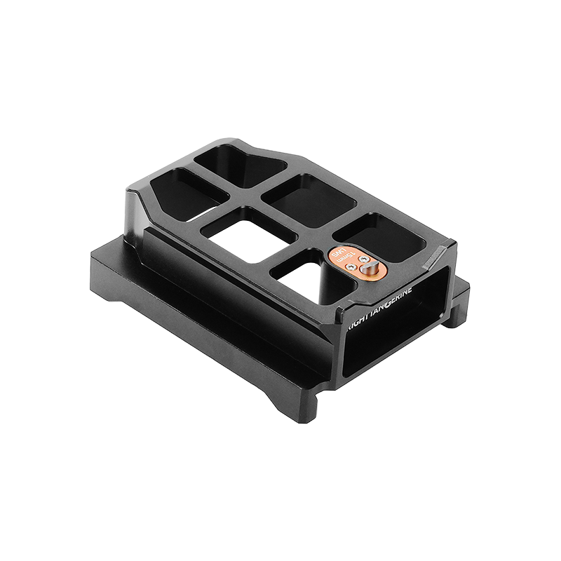 B6000 1009 LF3 Shoulder Pad ARRI Dovetail Riser 01