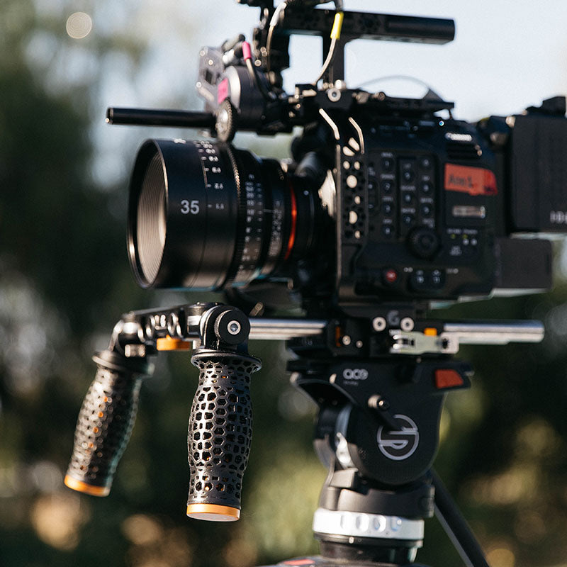 kasbah grip setup on c300 tripod